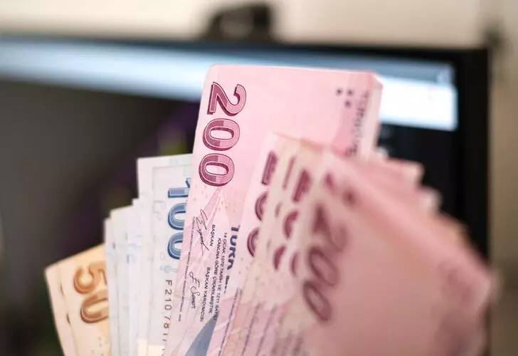 Nakit ihtiyacı olanlara 3 ay ertelemeli anında kredi! 41.000 TL'ye kadar gelir belgesiz 10