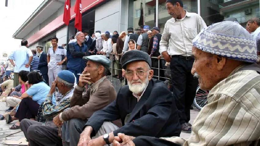 Emeklilere maaş farkı ödemesi ne zaman yapılacak? Bakan açıkladı 4