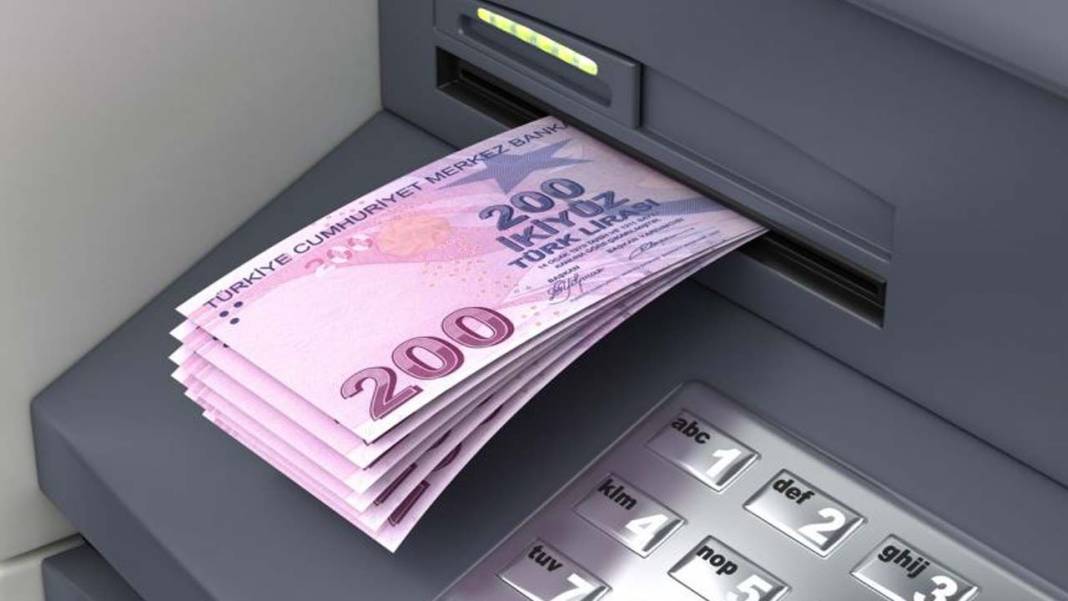 ATM'lerde Yeni Dönem Başladı: Artık Bu Paralar Kabul Edilmeyecek 4