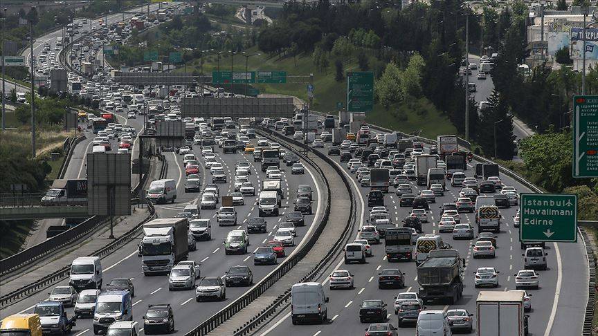 Arabası olanlar için yeni kural: Artık plakanızda resmen bunlar yazacak 6