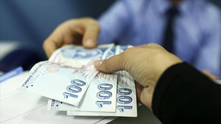 Bankalar peş peşe açıkladı: Tek şartla 100 bin lira kredi geldi 5