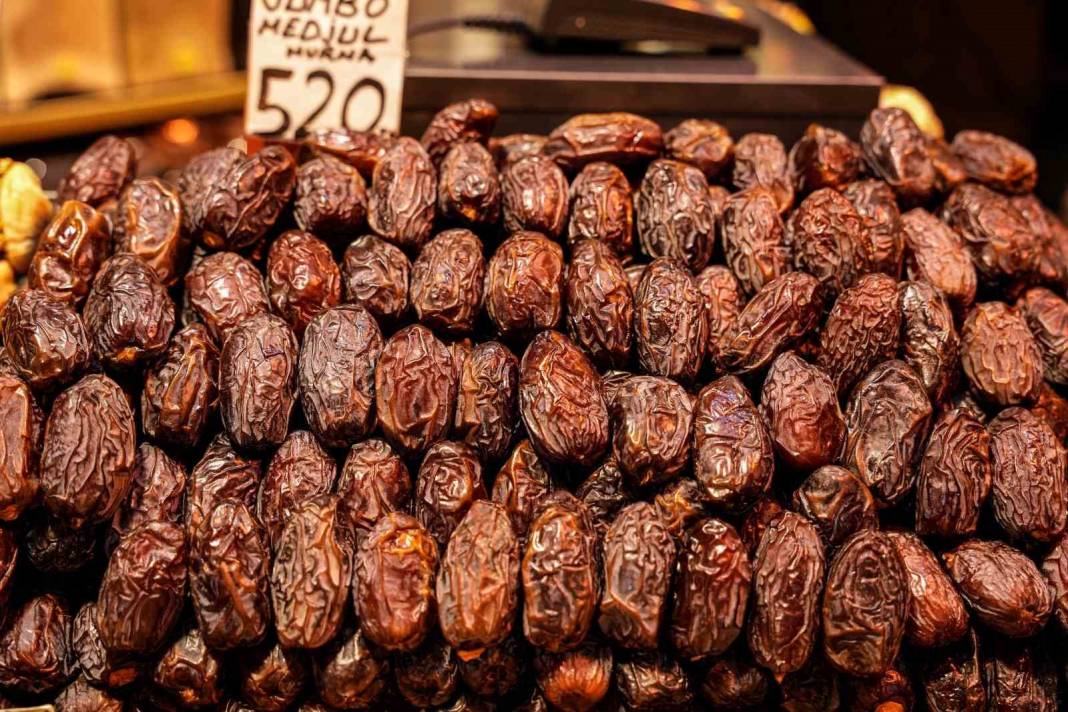 Tüketicilere hurma uyarısı: Yıkayıp bir kenara koymayın! 2