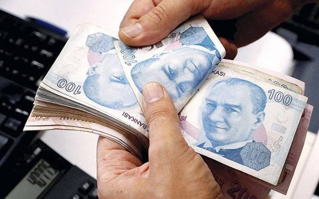 Emeklilerin maaşına 835 TL ek ödeme! O şartla her ay verilecek 3