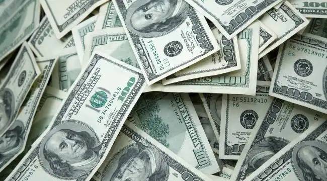 Dolarda Bir İlk Yaşandı 3