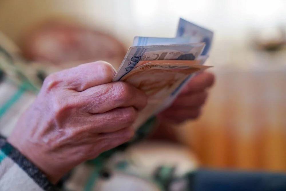 17 Milyon Emekli için Duyuru: Emekli Maaşlarını Alanlar 10.000 TL Ödeme Alacak! 3