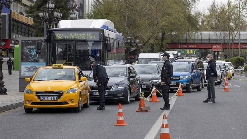 Sürücüler dikkat: Trafikte bunu yapan 10 bin lira ceza alacak 2