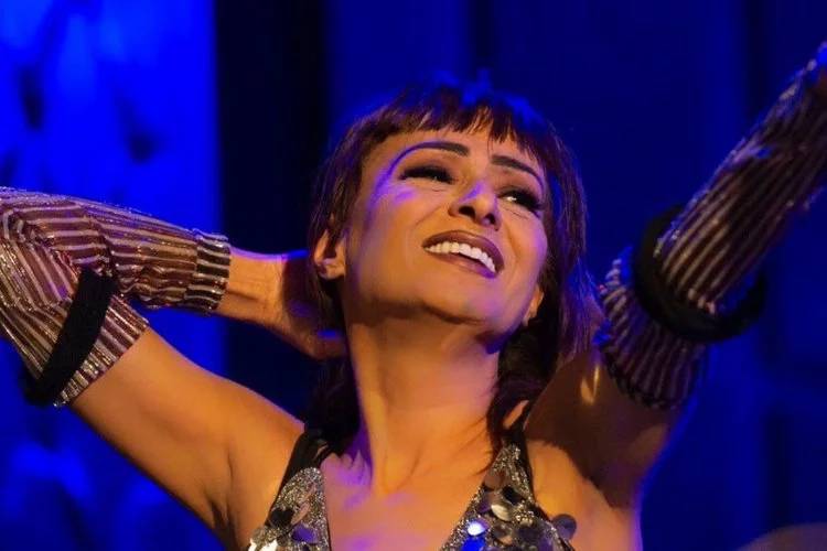 Yıldız Tilbe Dişsiz Fotoğraflarıyla Takipçilerini Şaşırttı! 5