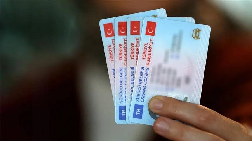 Sürücüler dikkat: Trafikte bunu yapan 10 bin lira ceza alacak 5