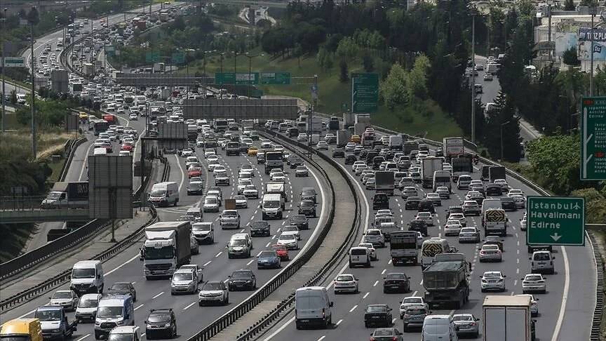 Sürücüler dikkat: Trafikte bunu yapan 10 bin lira ceza alacak 1