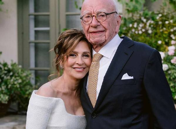 93 yaşındaki medya patronu Rupert Murdoch beşinci defa evlendi 2