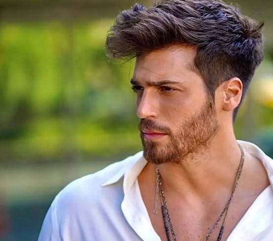 Can Yaman, 11 Milyonluk Instagram Hesabını Gözünü Kırpmadan Kapattı! 3