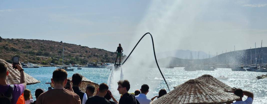 Bodrum'da turistler yüzerken büyük sürprizle karşılaştı 5