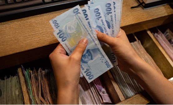 Emekli yaşadı! O bankalar promosyonlara zam yaptı! 1