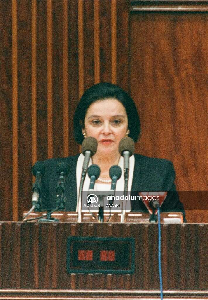 Muğla’da Bir Dönem: Türkiye’nin İlk Kadın Valisi Lale Aytaman’ın Hikâyesi 1