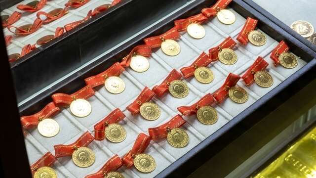 Altın Fiyatları Düşüşte! Bugün 22 Ayar Bilezik, Cumhuriyet, Ons, Tam, Yarım, Çeyrek ve Gram Altın Ne Kadar? 5