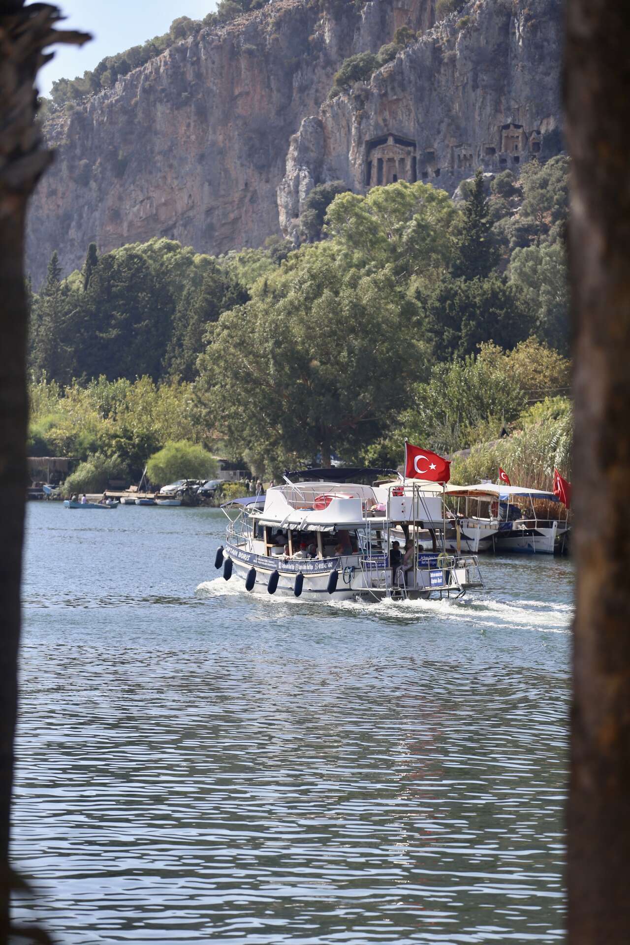Dalyan’da Sonbahar Hareketliliği: Turistlerin Gözdesi Olmaya Devam Ediyor 6