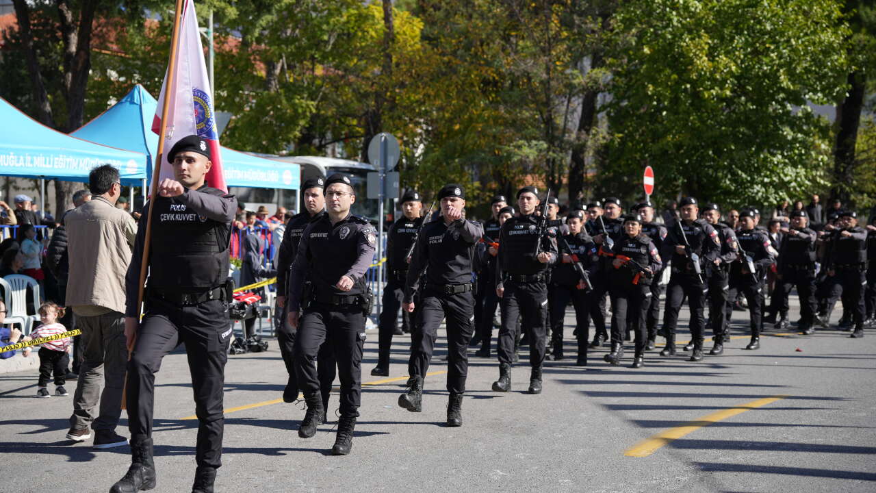 Muğla’da  “Zıpkınlardan” Nefes Kesen Gösteri 6