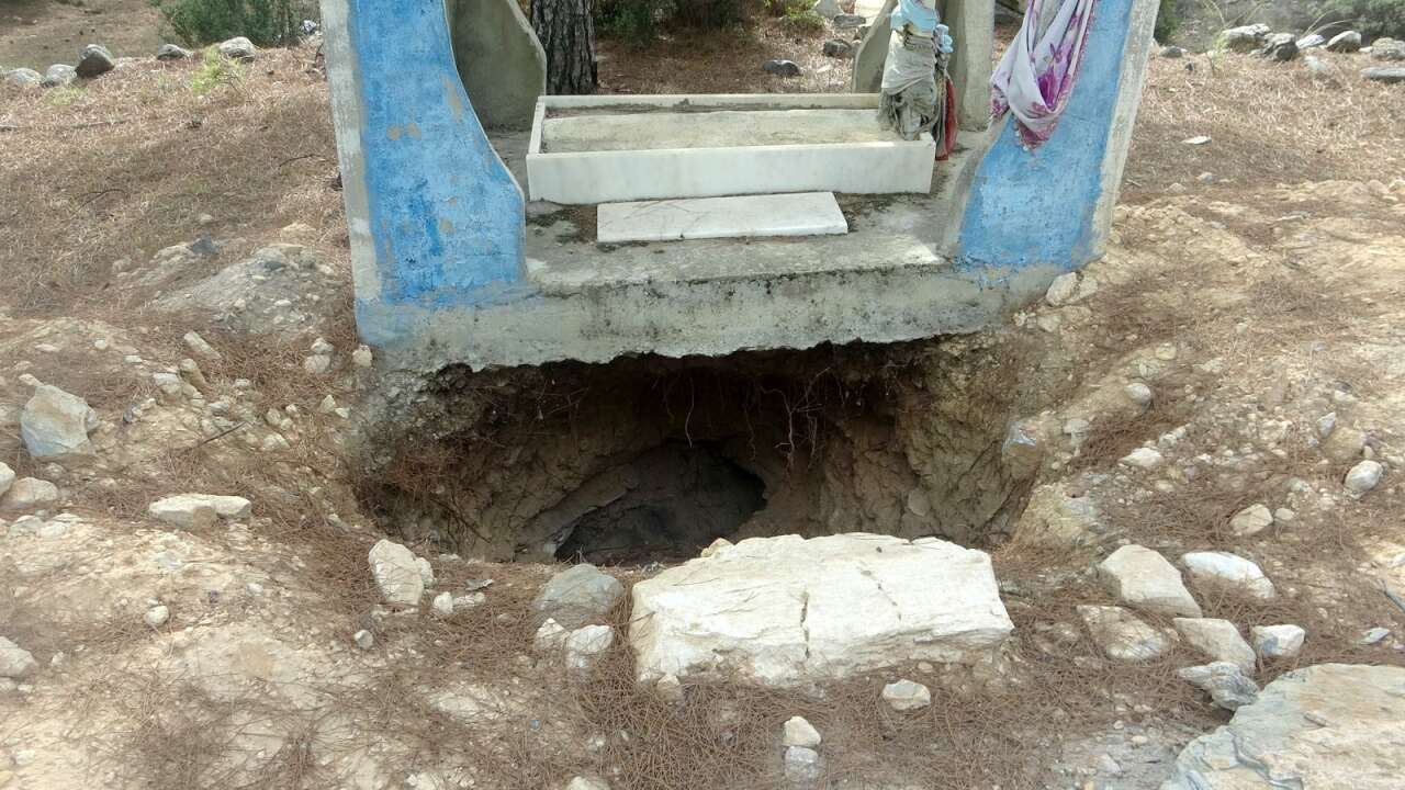 Muğla’da 300 Yıllık Tarihi Türbe Kaçak Kazıyla Delik Deşik Edildi 2