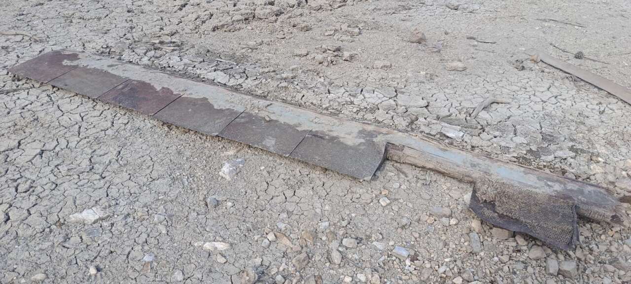 Sular Çekildi, Helikopterin Sessiz Hatırası Ortaya Çıktı 5