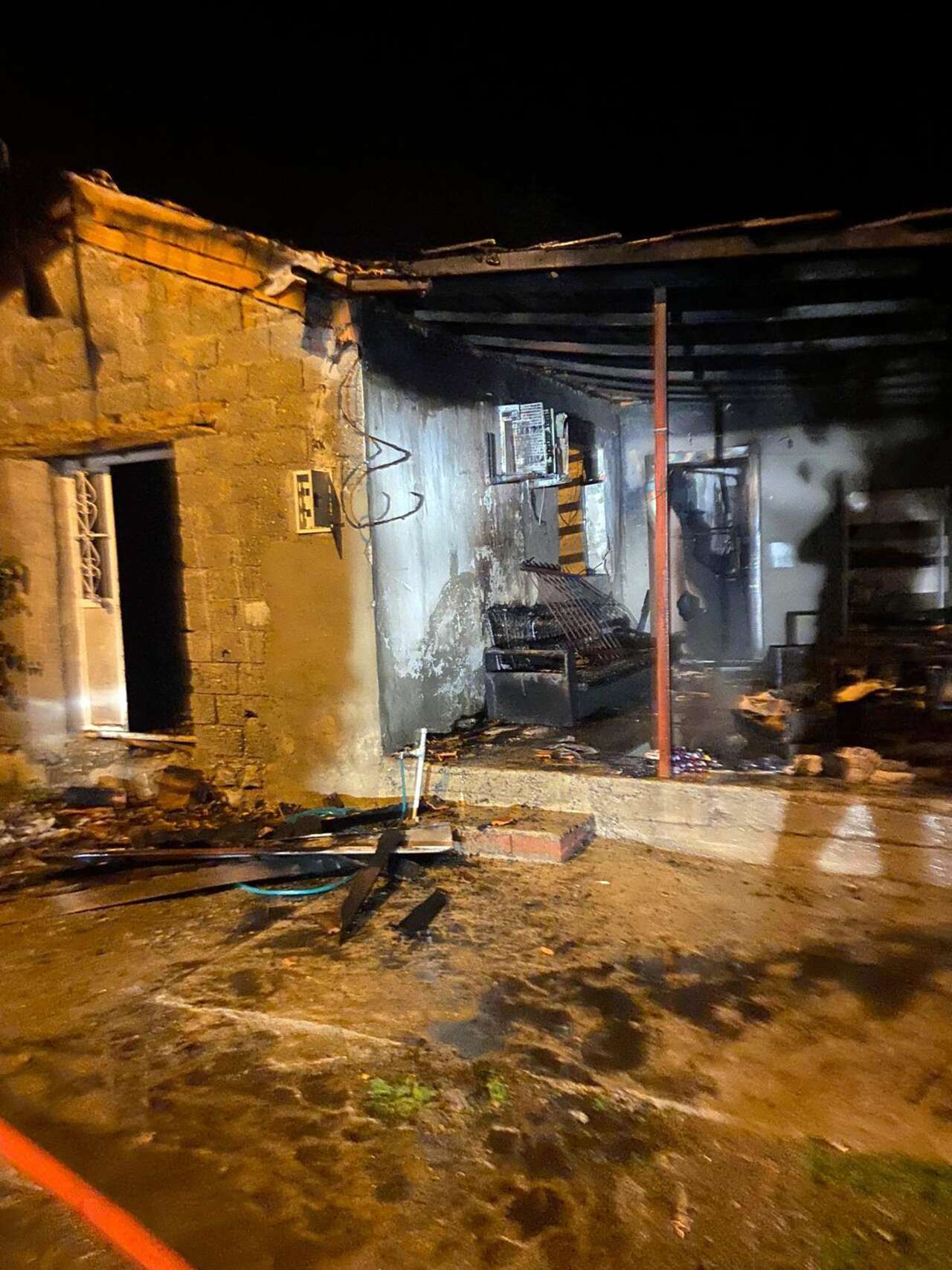 Ortaca’da Evi Yanan Aile İçin Muhtarlardan Yardım Çağrısı 2