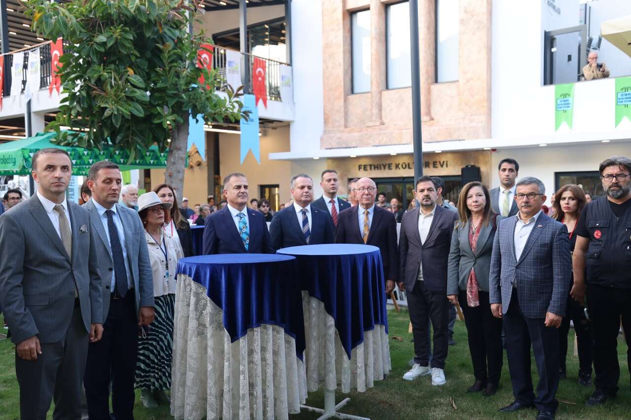 Vali Dr. İdris Akbıyık 3. Fethiye Uluslararası Film Festivali Açılışına Katıldı 4