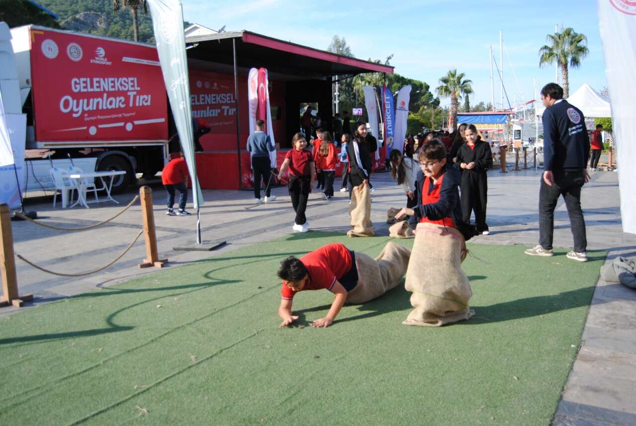 Geçmişin Oyunları Fethiye’de Yeniden Hayat Buldu 6