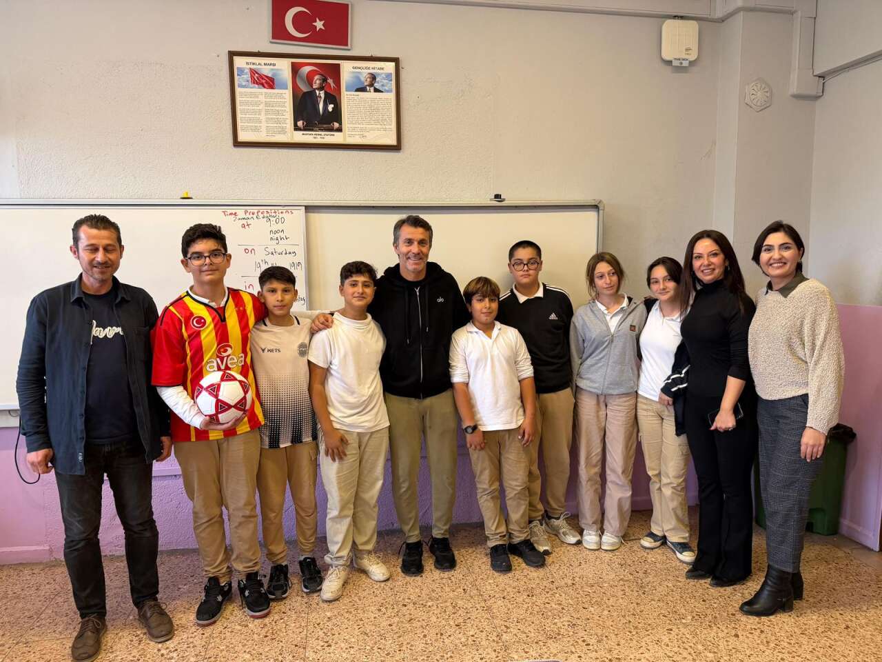 Galatasaray Efsanesi Bülent Korkmaz Marmaris’te Öğrencilerle Buluştu 2