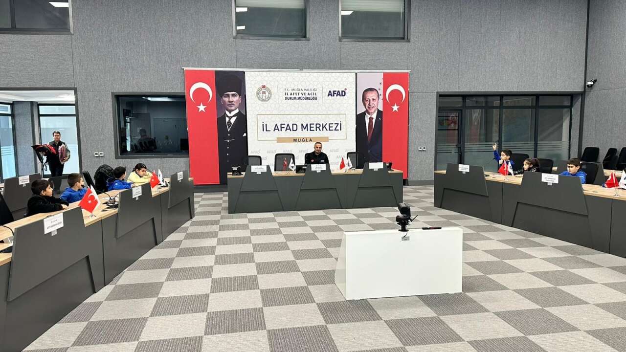AFAD’dan Öğrencilere Uygulamalı Afet Farkındalık Eğitimi 6