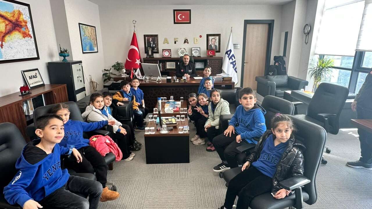 AFAD’dan Öğrencilere Uygulamalı Afet Farkındalık Eğitimi 7