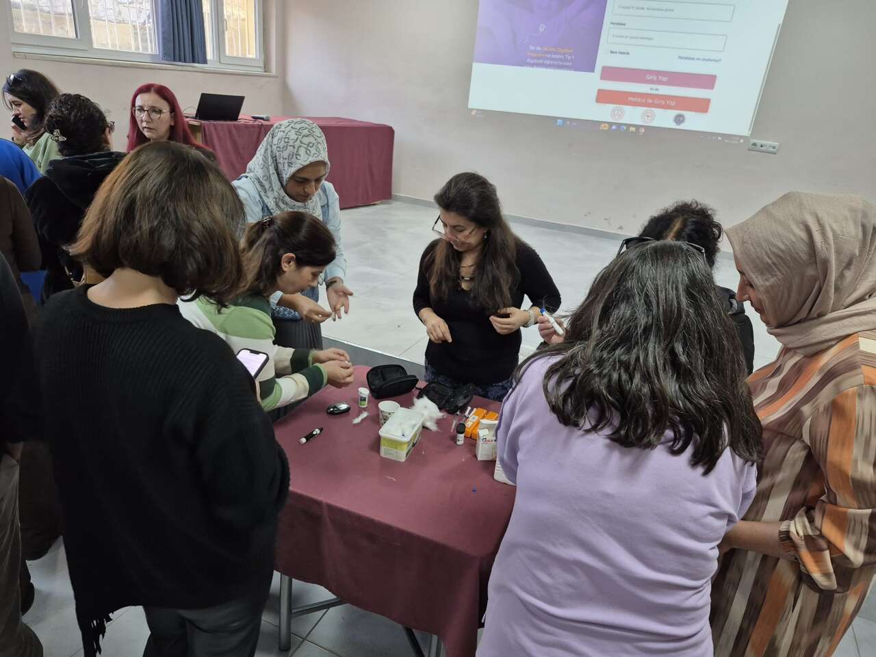 Muğla’da Öğretmenlere Yönelik Diyabet Farkındalık Eğitimi Tamamlandı 3
