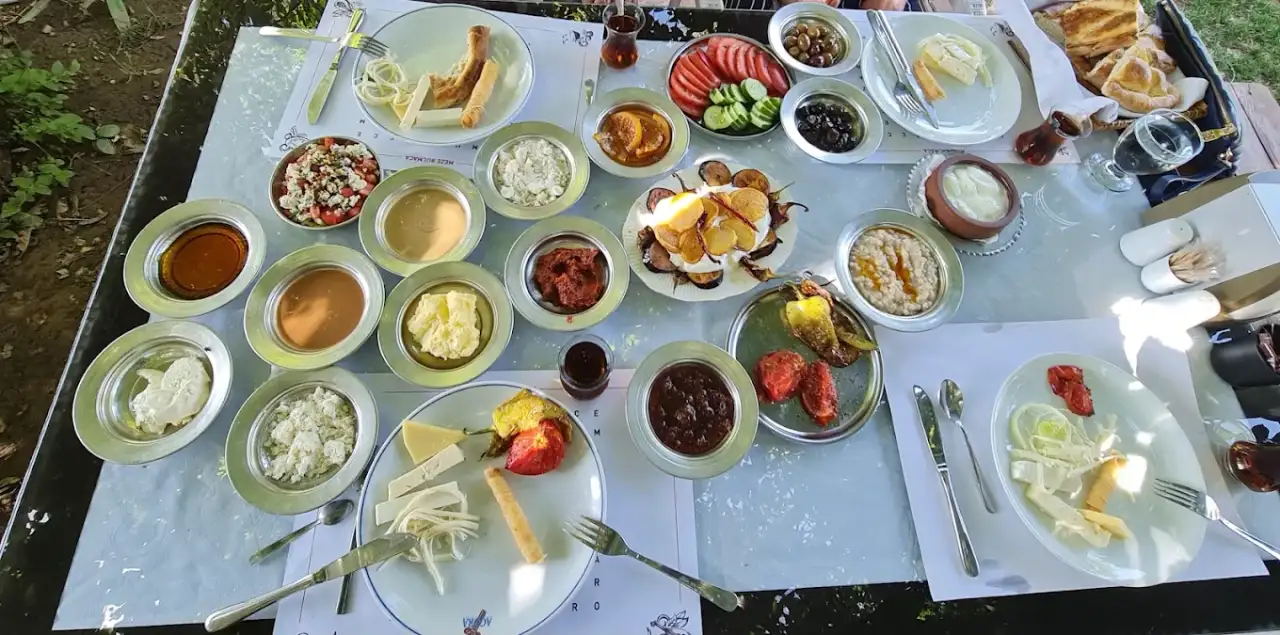 Lezzet ve Eğlencenin Ortak Adresi: Muğla Müjgan Restaurant 1
