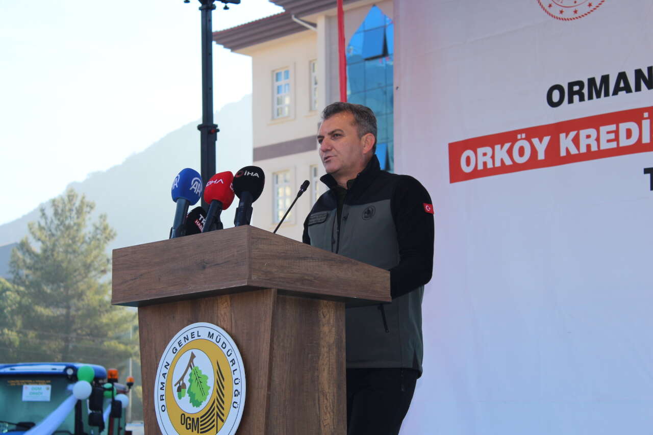 Muğla’da Orman Köylülerine ORKÖY Kredisiyle Alınan Traktör ve İş Makineleri Teslim Edildi 10