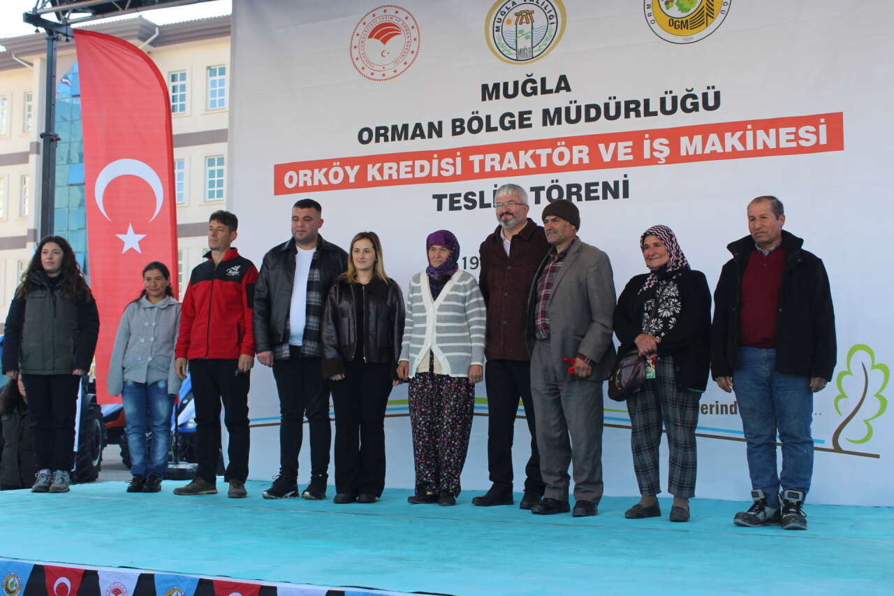 Muğla’da Orman Köylülerine ORKÖY Kredisiyle Alınan Traktör ve İş Makineleri Teslim Edildi 22