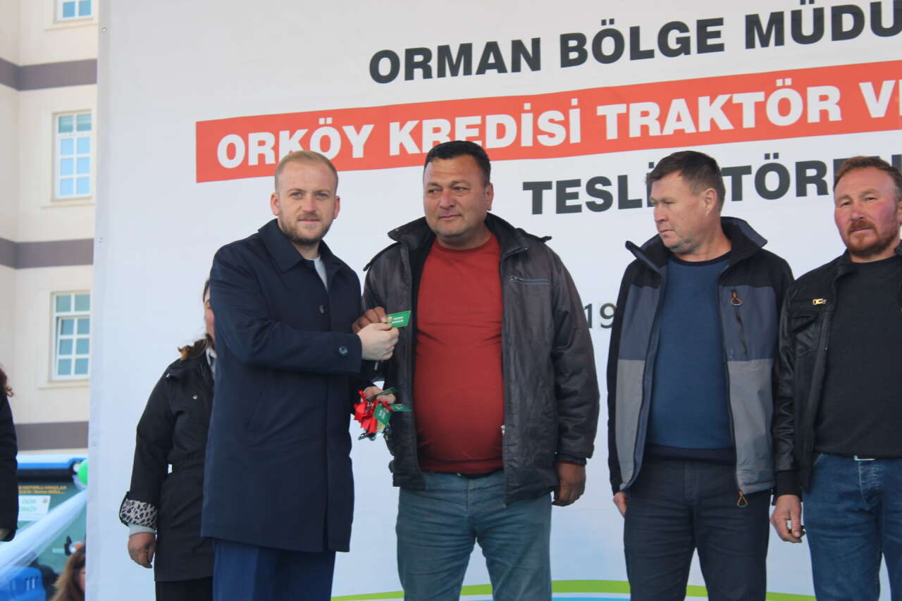 Muğla’da Orman Köylülerine ORKÖY Kredisiyle Alınan Traktör ve İş Makineleri Teslim Edildi 24
