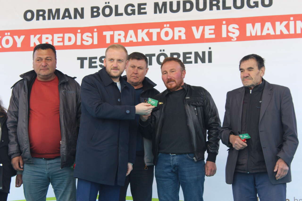 Muğla’da Orman Köylülerine ORKÖY Kredisiyle Alınan Traktör ve İş Makineleri Teslim Edildi 26