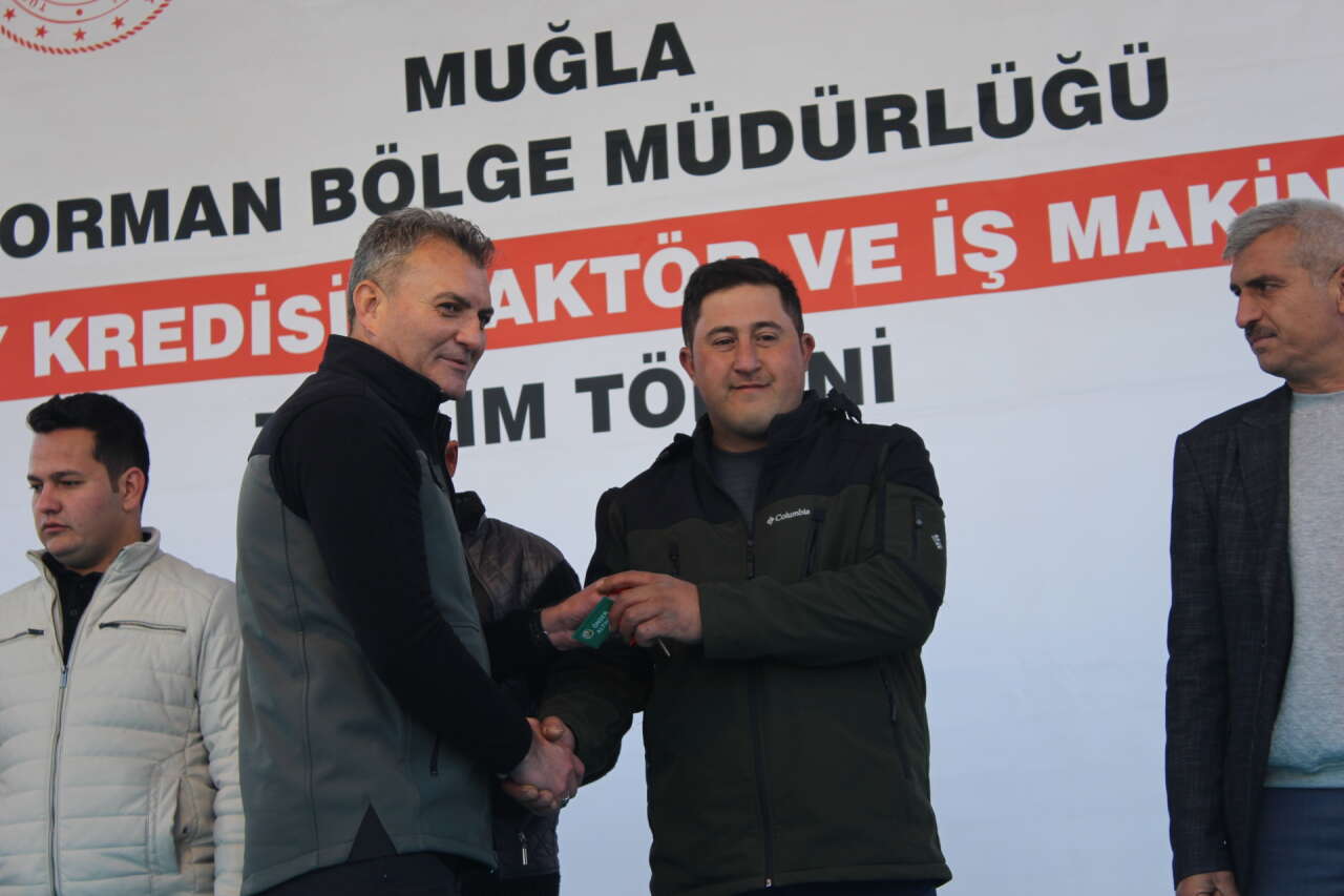 Muğla’da Orman Köylülerine ORKÖY Kredisiyle Alınan Traktör ve İş Makineleri Teslim Edildi 29