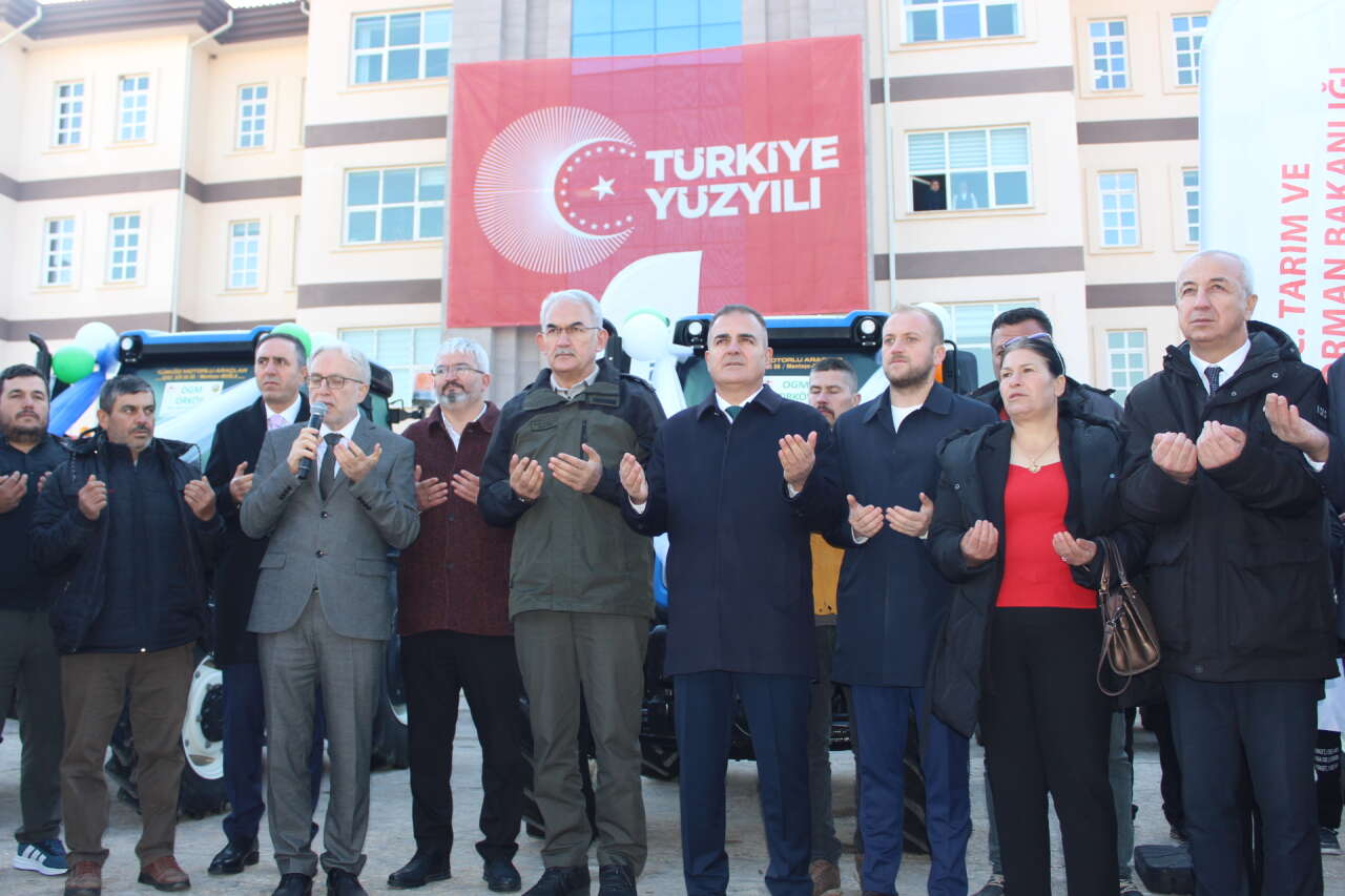 Muğla’da Orman Köylülerine ORKÖY Kredisiyle Alınan Traktör ve İş Makineleri Teslim Edildi 33