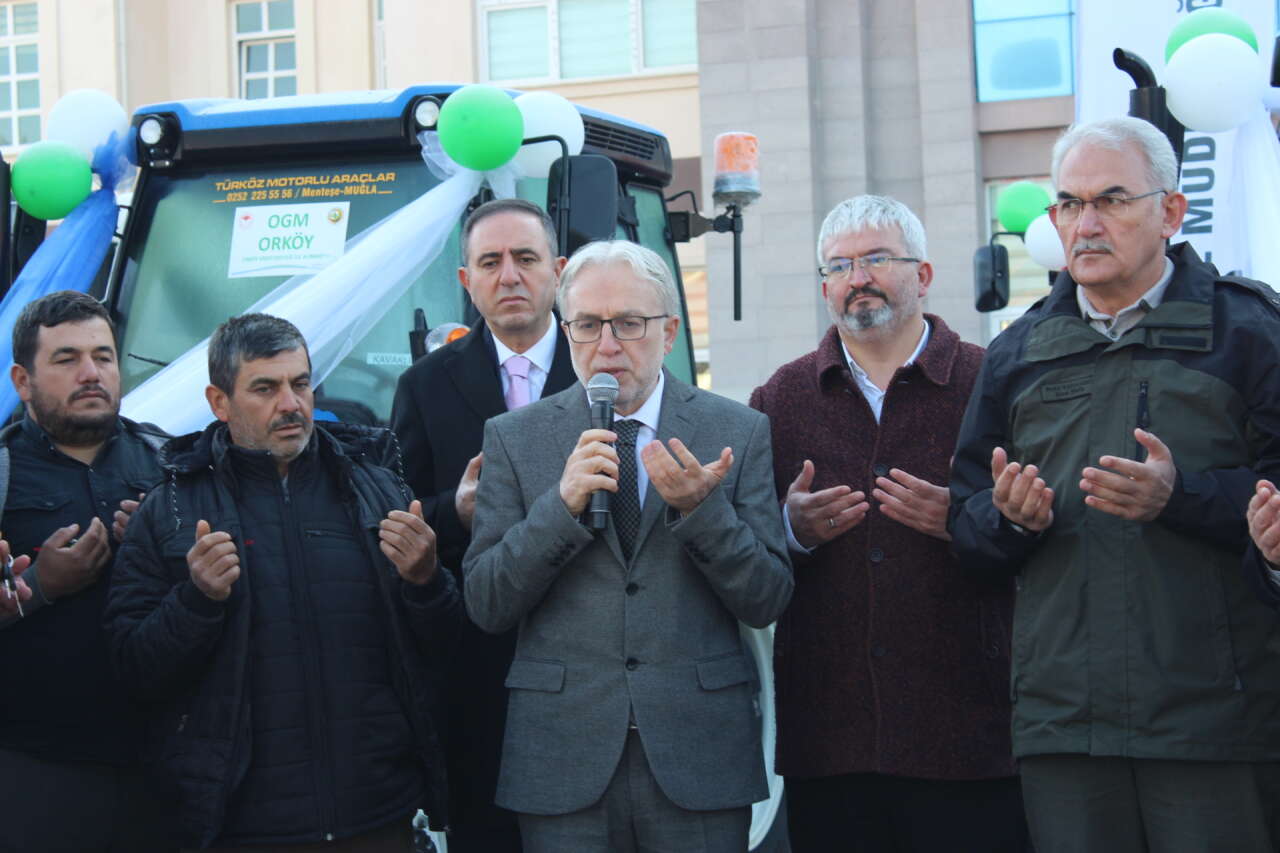 Muğla’da Orman Köylülerine ORKÖY Kredisiyle Alınan Traktör ve İş Makineleri Teslim Edildi 36