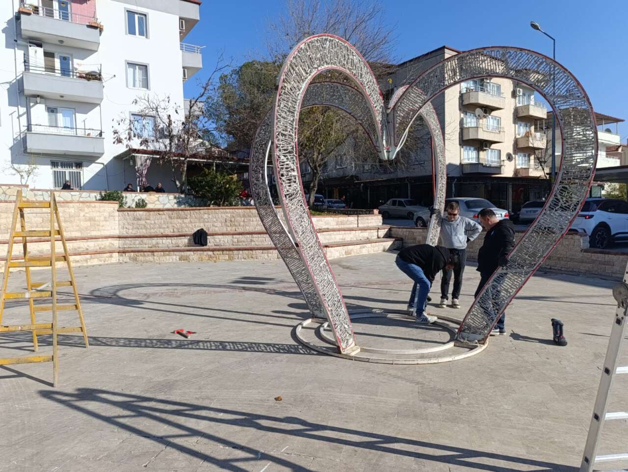 Yatağan’da Yılbaşı Hazırlıkları Tamamlandı 13