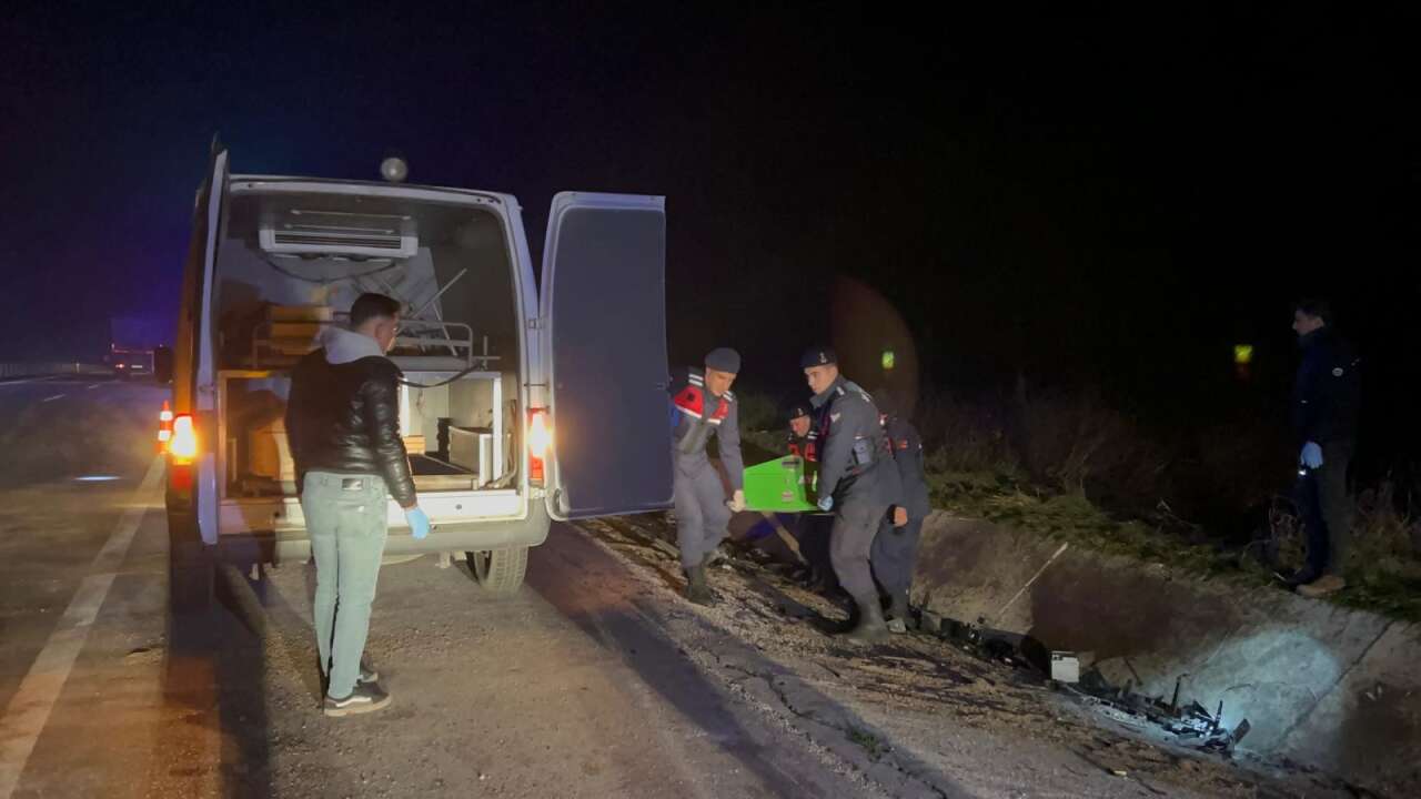 Muğla’dan Çanakkale’ye Uzanan Acı: Genç Edebiyat Öğretmeni Trafik Kazasında Hayatını Kaybetti 4