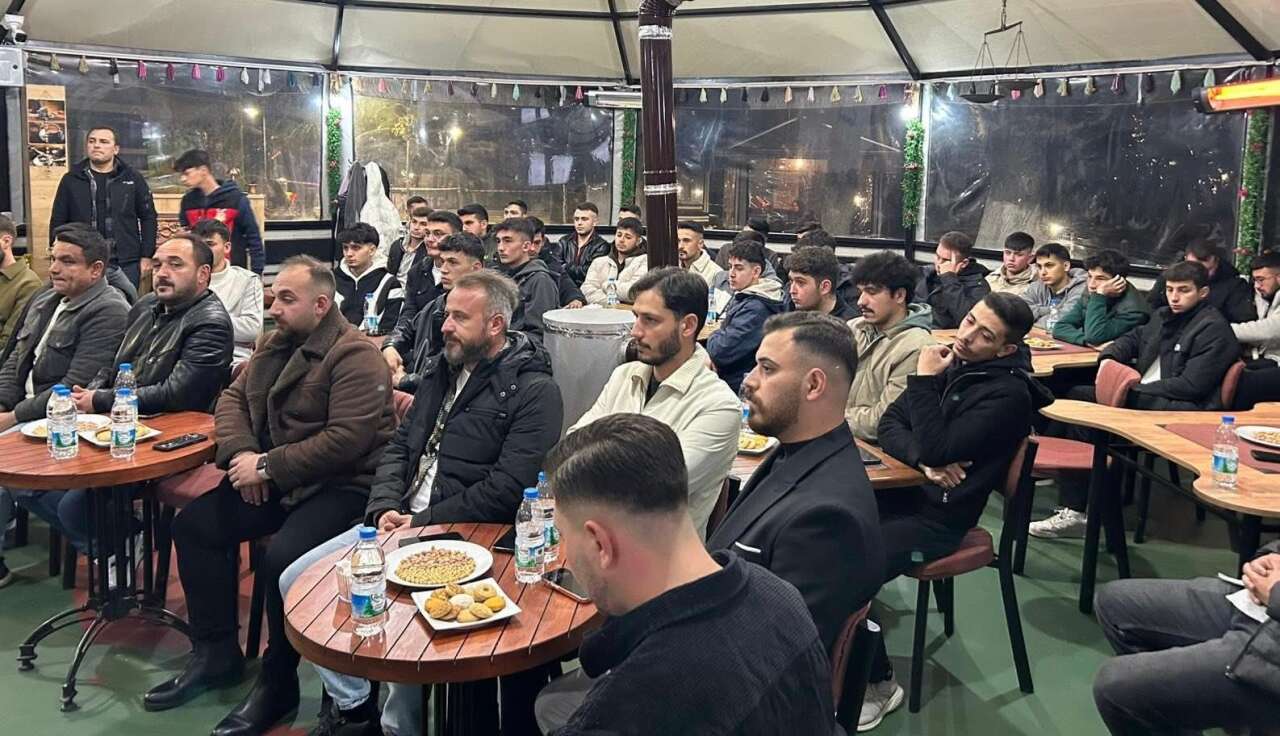 AK Parti Kavaklıdere Gençlik Kolları’ndan Vefa Toplantısı 1