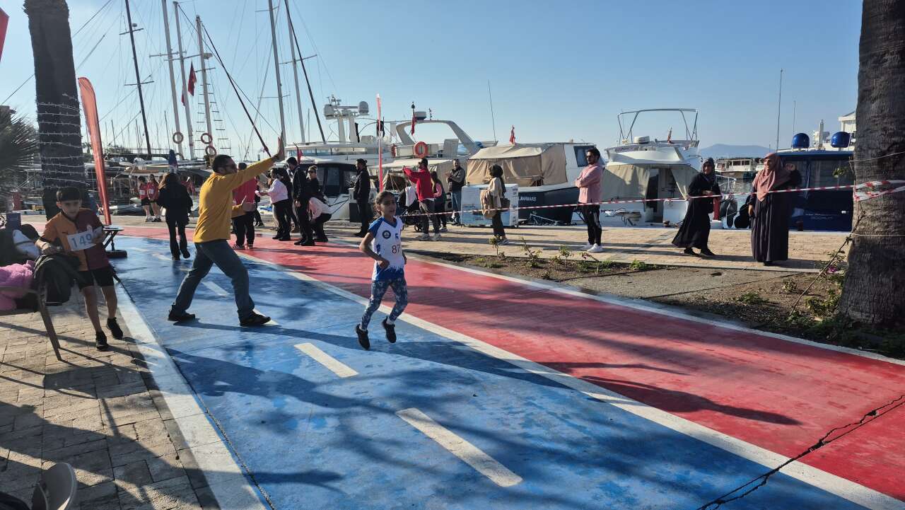 Bodrum’da Büyük Atatürk Koşusu Coşkuyla Gerçekleştirildi 5