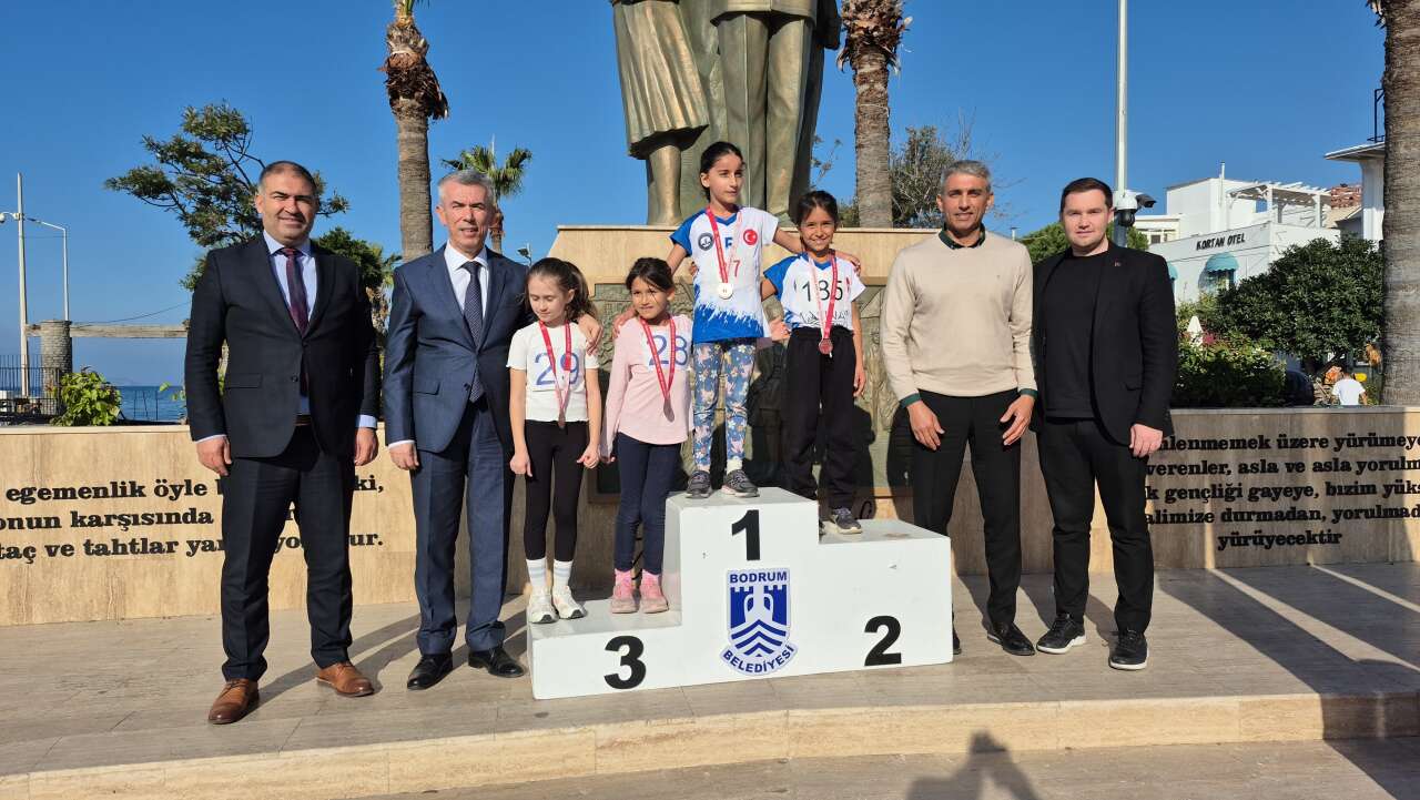 Bodrum’da Büyük Atatürk Koşusu Coşkuyla Gerçekleştirildi 6