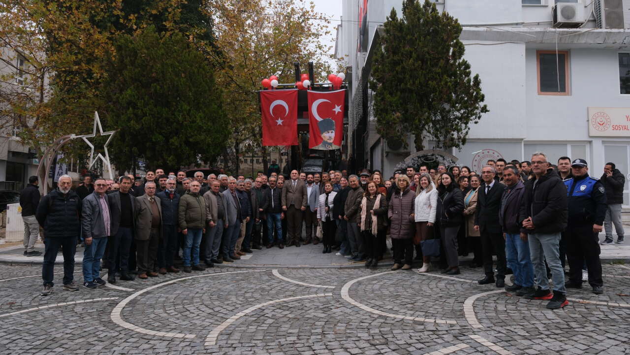 Başkan Günay’ın Girişimleri Sonuç Verdi: Yatağan’a Yeni Nesil İş Makinesi Kazandırıldı 8