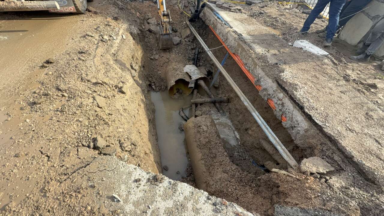 Bodrum’da Hat Yine Patladı, Sitedeki Evleri Su Bastı 2