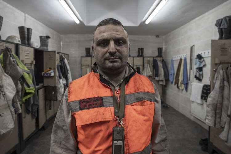 Yerin 700 Metre Altında Zorlu Mesai: Madenciler Hem Ülke Hem Gelecek İçin Alın Teri Dökerken 5