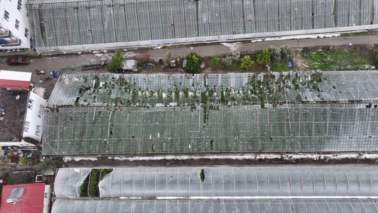 Seydikemer'de Hortum, Fırtına Ve Dolu Seraları Vurdu 2