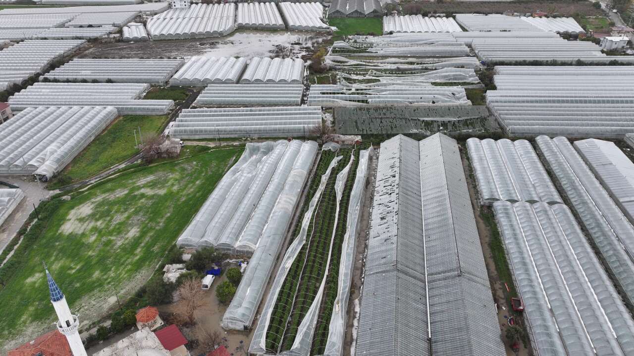 Seydikemer'de Hortum, Fırtına Ve Dolu Seraları Vurdu 1