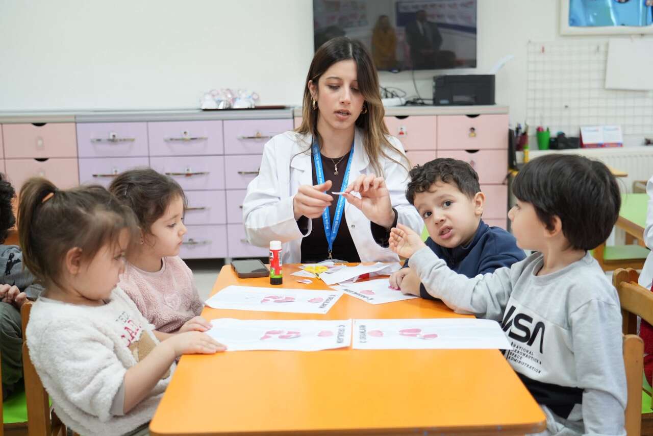 İl Millî Eğitim Müdürü Çay, Menteşe 75. Yıl Anaokulu’nu Ziyaret Etti 3