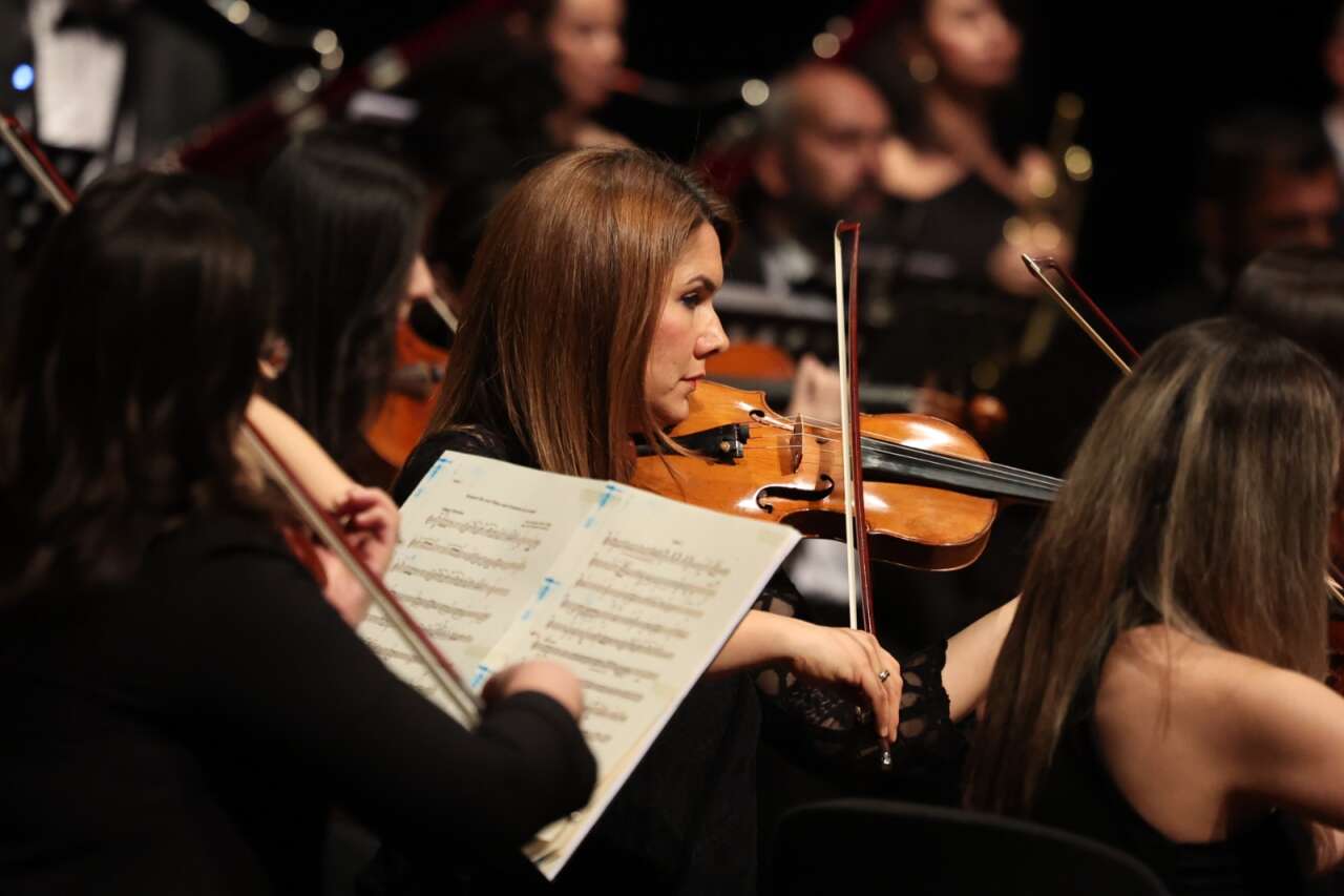 İki Coğrafya, Tek Sahne 4